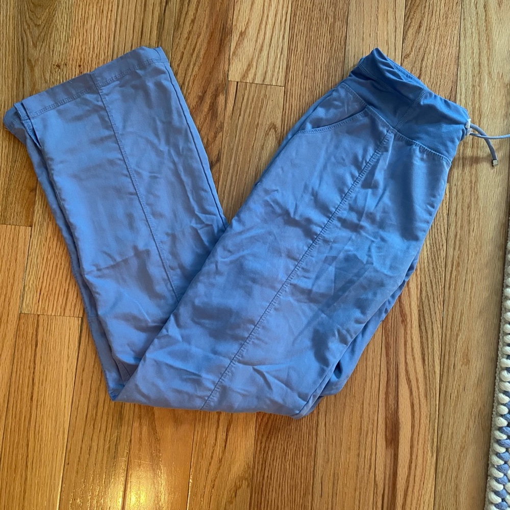 Light blue Grey’s Anatomy scrub pants!